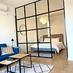 Antigoni Apartments, The Luxury Suites